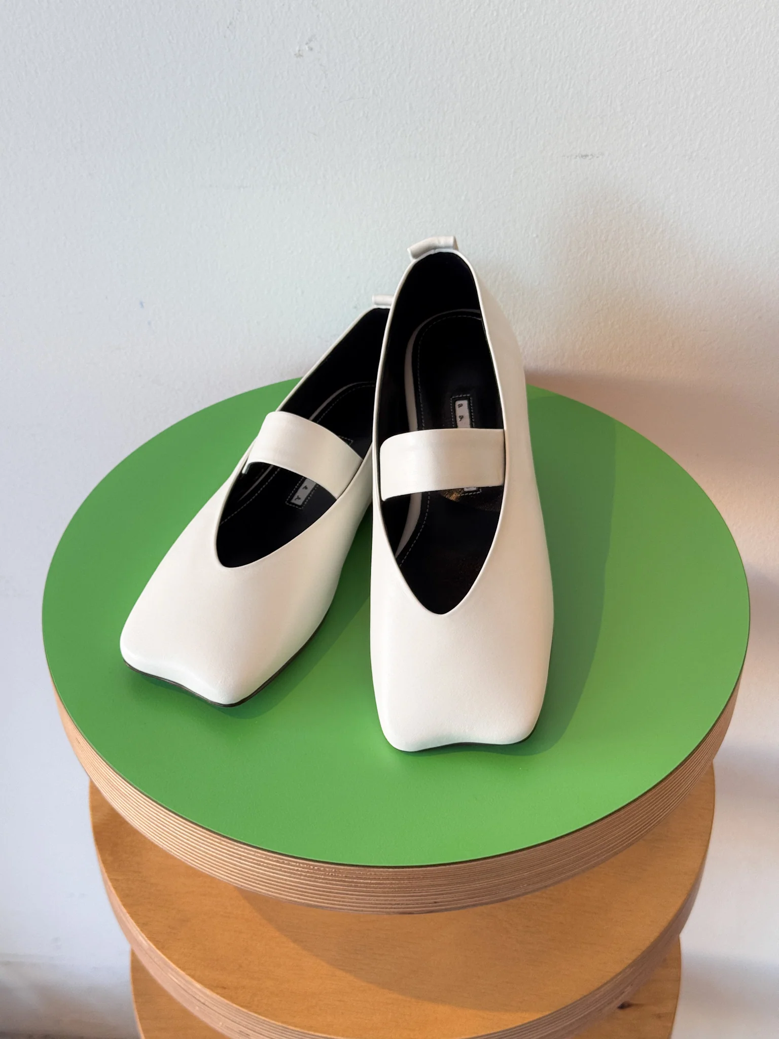 Oojoo Ballerina Flats (White) - Image 3